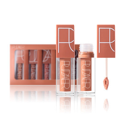 Lip gloss suit - Novair-product name