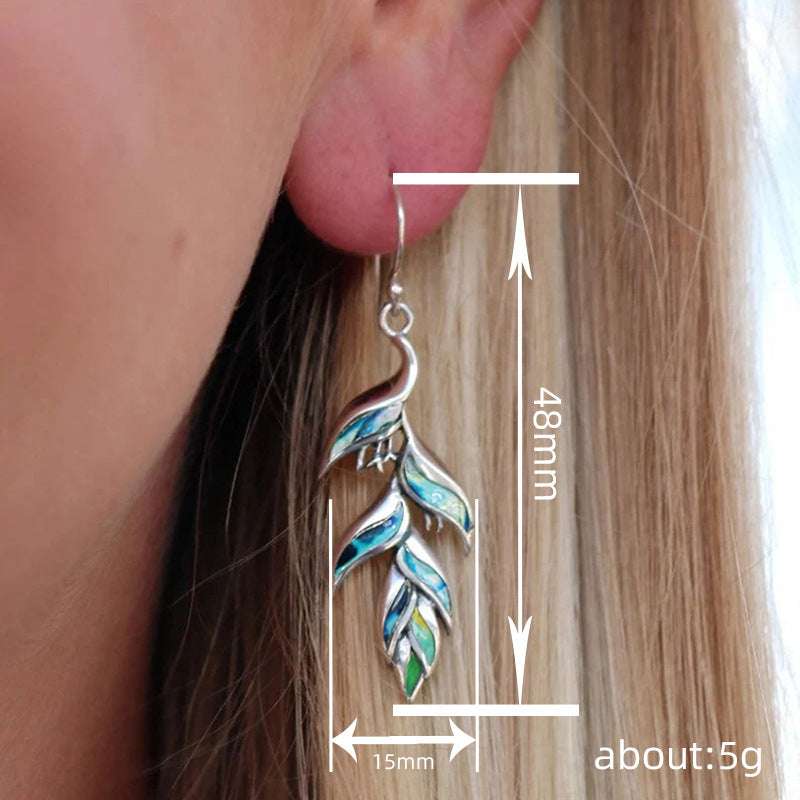 Leaves Dripping Oil Elegant Wild Earrings - Novair-product name