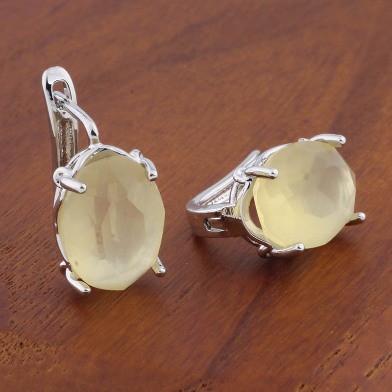 Romantic Retro 1014 Oval European And American Ear Clip - Novair-product name